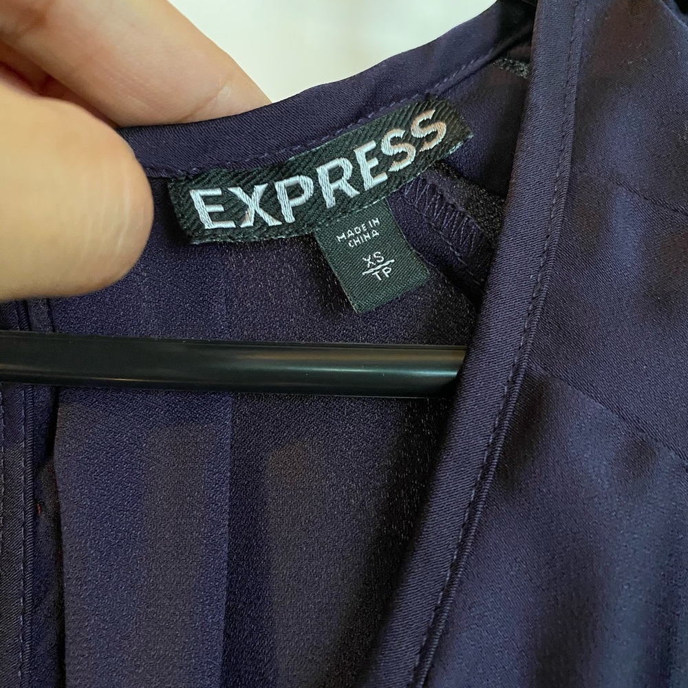 Express casual top